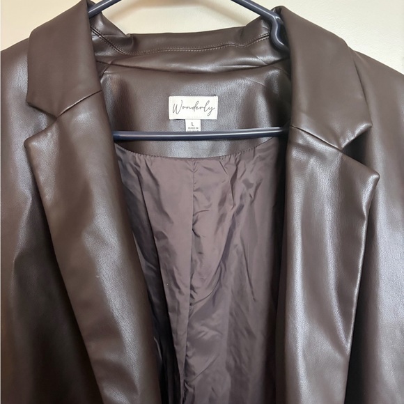 Women’s Leather Blazer - Picture 2 of 4